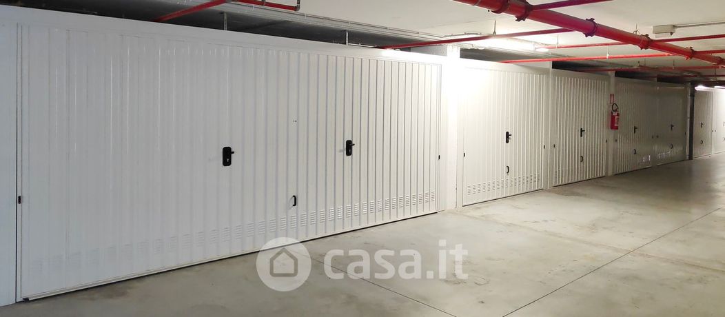 Garage/Posto auto in Vendita in Via Bertoldo di Giovanni 15 a Firenze