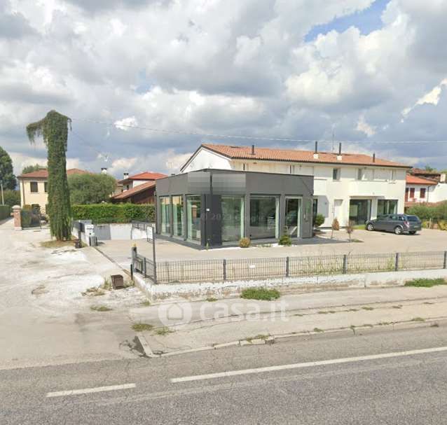 Negozio/Locale commerciale in Vendita in Vicolo Bel Comune a San Martino di Lupari