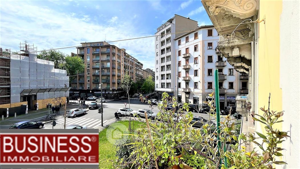 Appartamento in Vendita in Piazza San Materno 1 a Milano