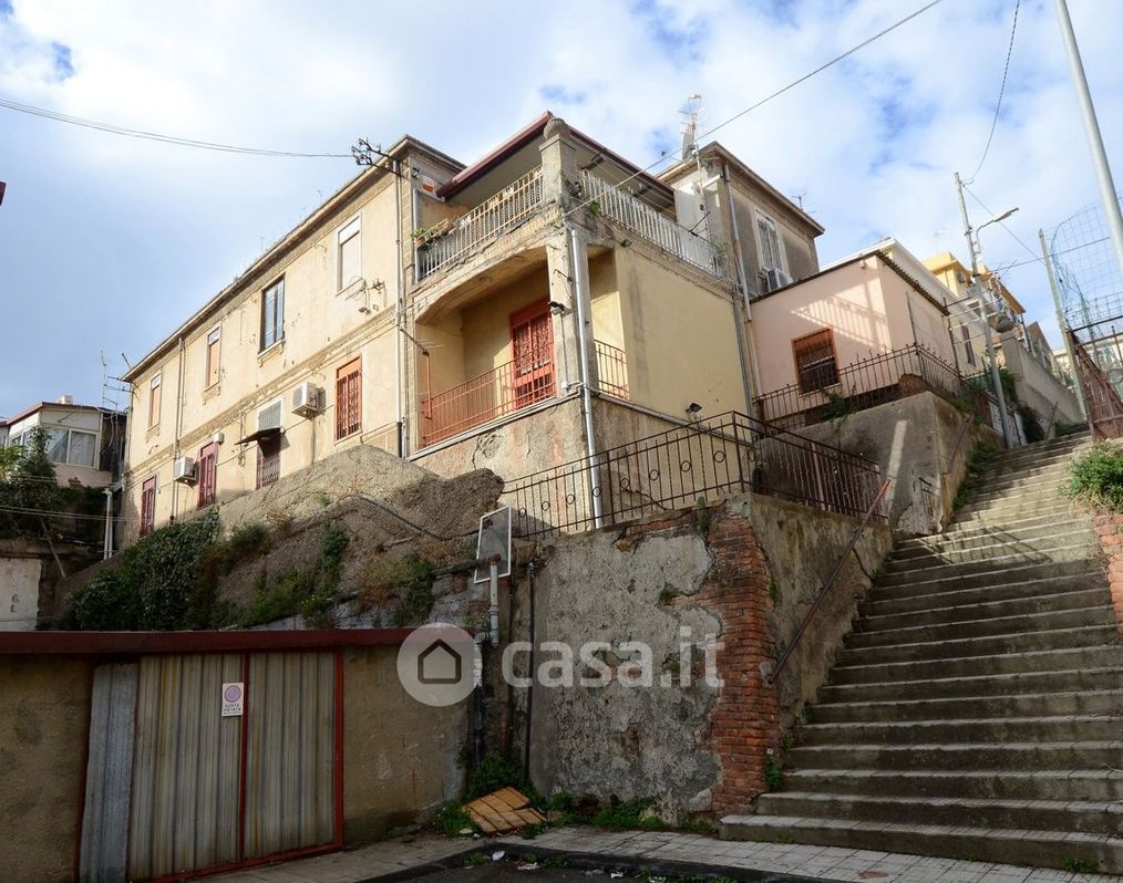 Appartamento in Vendita in Via Arte della Stampa 260 a Messina