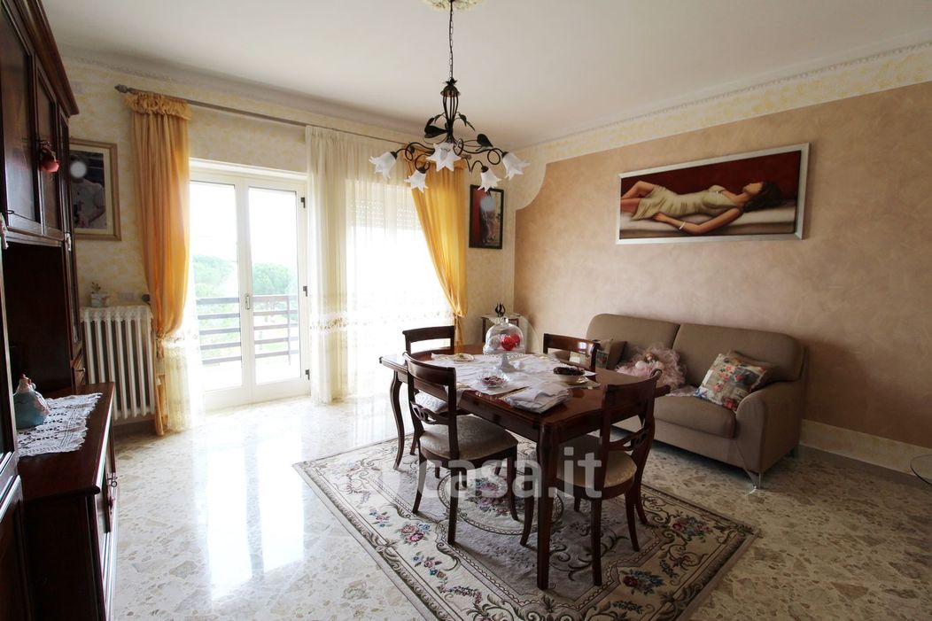 Appartamento in Vendita in Via Buonarroti 36 a Sammichele di Bari