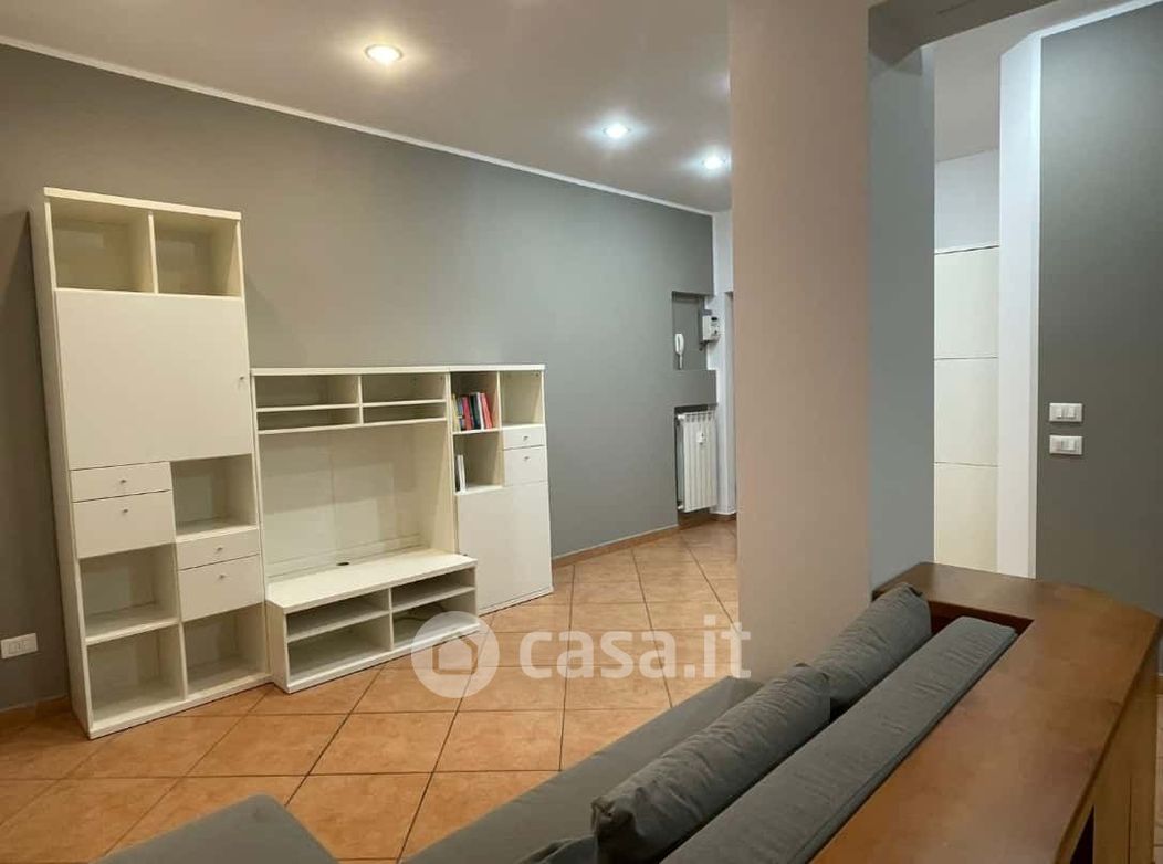 Appartamento in Affitto in Via del Fusaro 9 a Milano