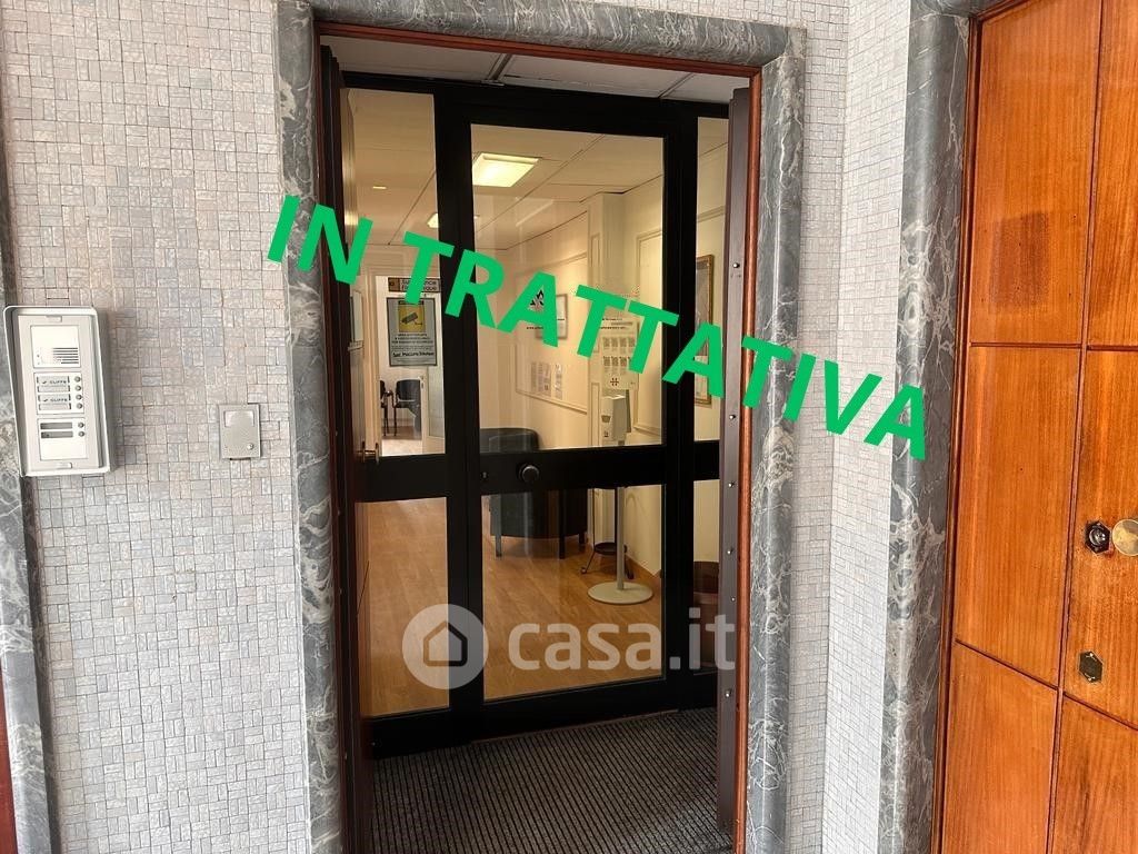 Ufficio in Affitto in Via Cesarea a Genova