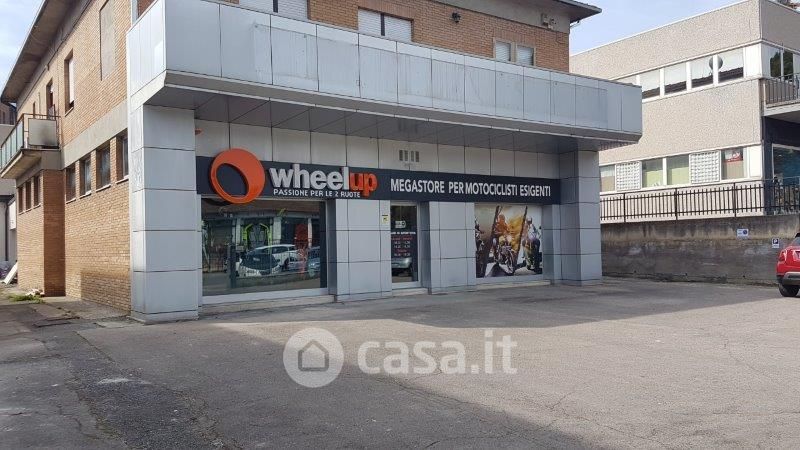 Negozio/Locale commerciale in Vendita in Strada Settevalli a Perugia