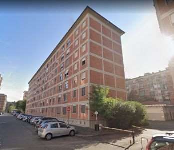 Appartamento in Vendita in Via dei Salici 5 a Milano