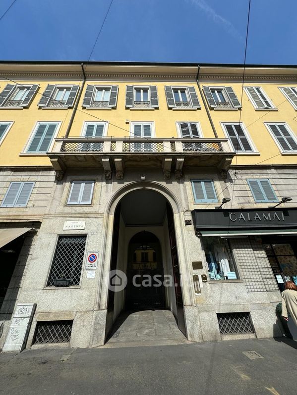 Appartamento in Vendita in Corso Magenta 30 a Milano