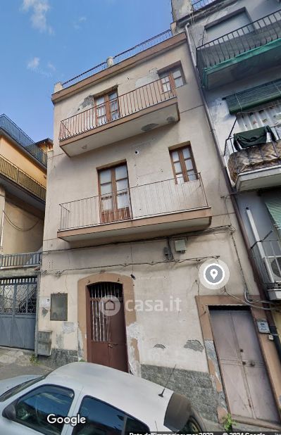 Appartamento in Vendita in Via Giuseppe Poulet 53 a Catania