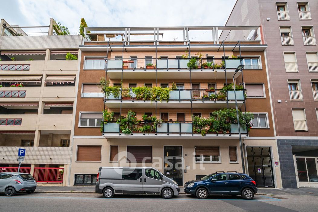 Appartamento in Vendita in Via Giuseppe Padulli 17 a Milano