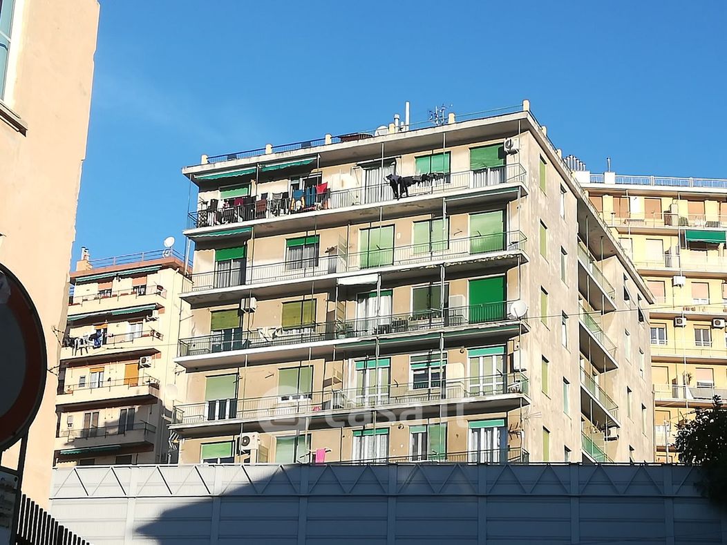 Appartamento in Vendita in Via Villini Ambrogio Negrone 8 a Genova