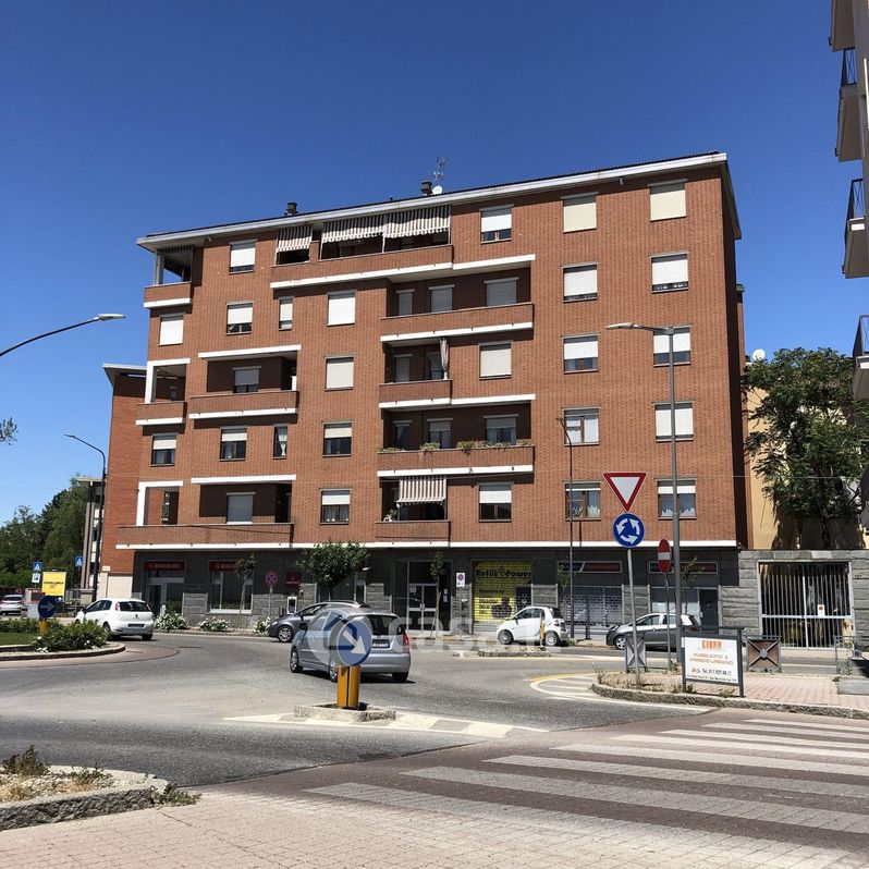 Appartamento in Vendita in Corso Giacomo Matteotti 195 a Asti