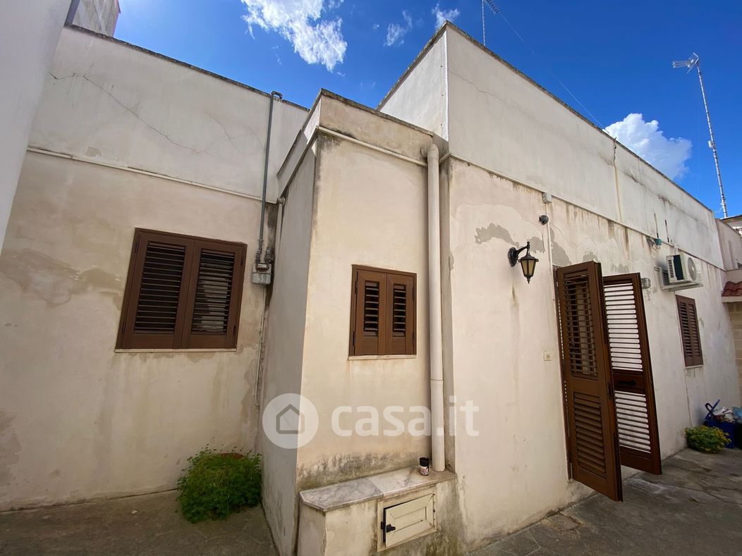Appartamento in Vendita in Via Casale Cerrate a Lecce