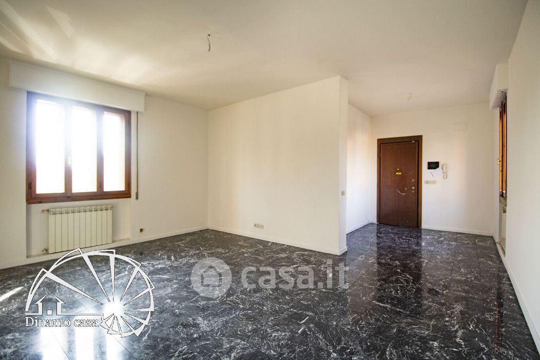Appartamento in Vendita in Piazzale Falcone e Borsellino a Prato