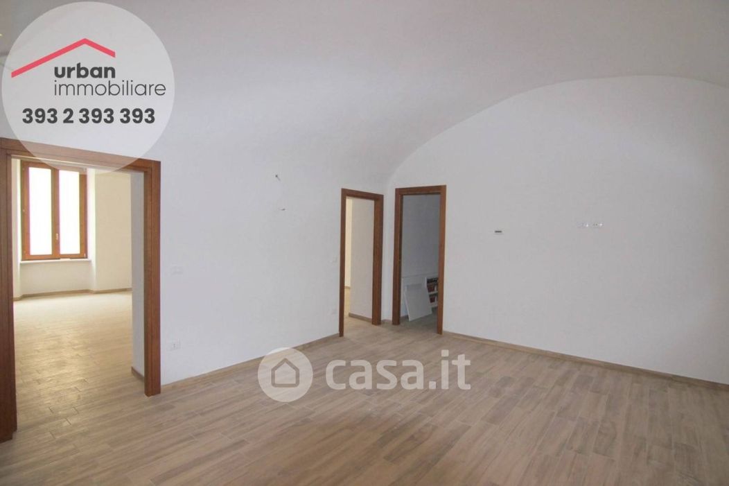 Appartamento in Affitto in Costa Masciarelli 15 a L'Aquila