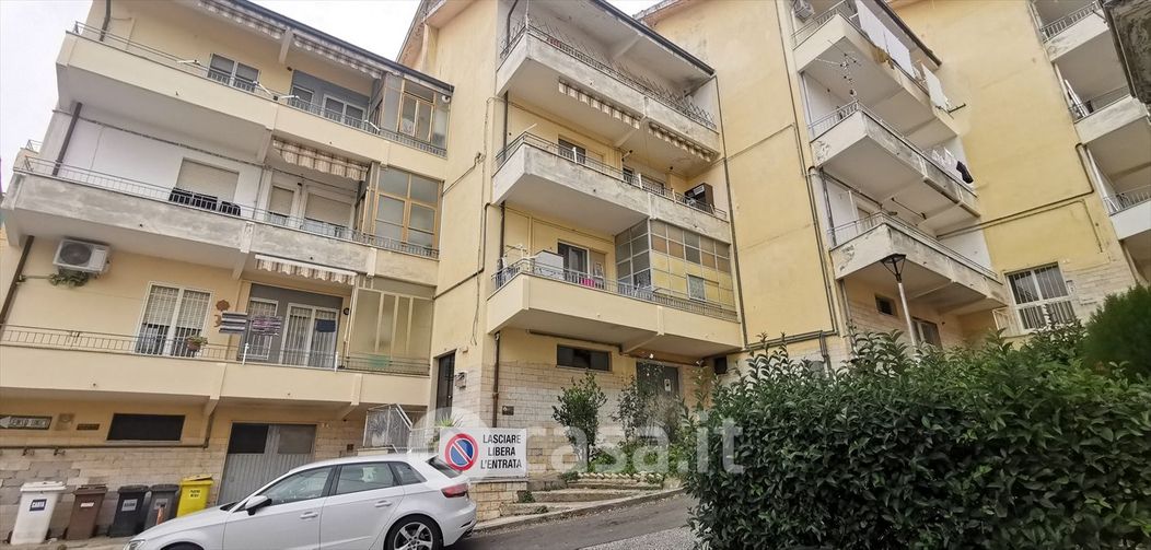 Appartamento in Vendita in Via Beniamino Costantini a Chieti