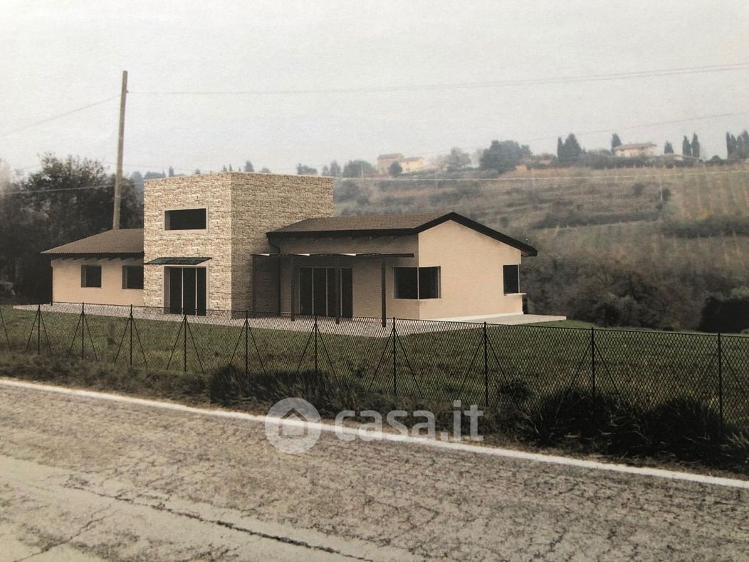 Terreno edificabile in Vendita in Via del Colle a Torgiano