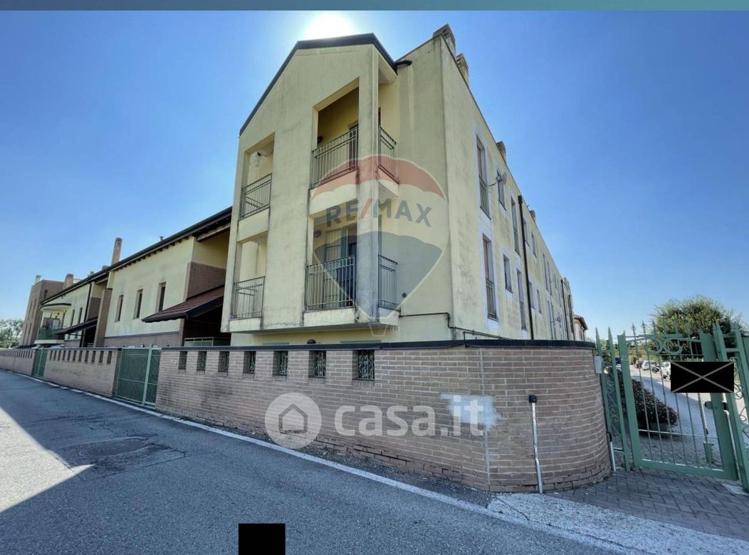 Appartamento in Vendita in Via Settimo Milanese 25 a Milano
