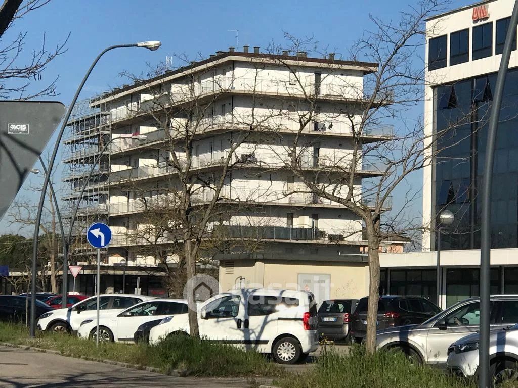 Ufficio in Vendita in Via le Corbusier a Ravenna