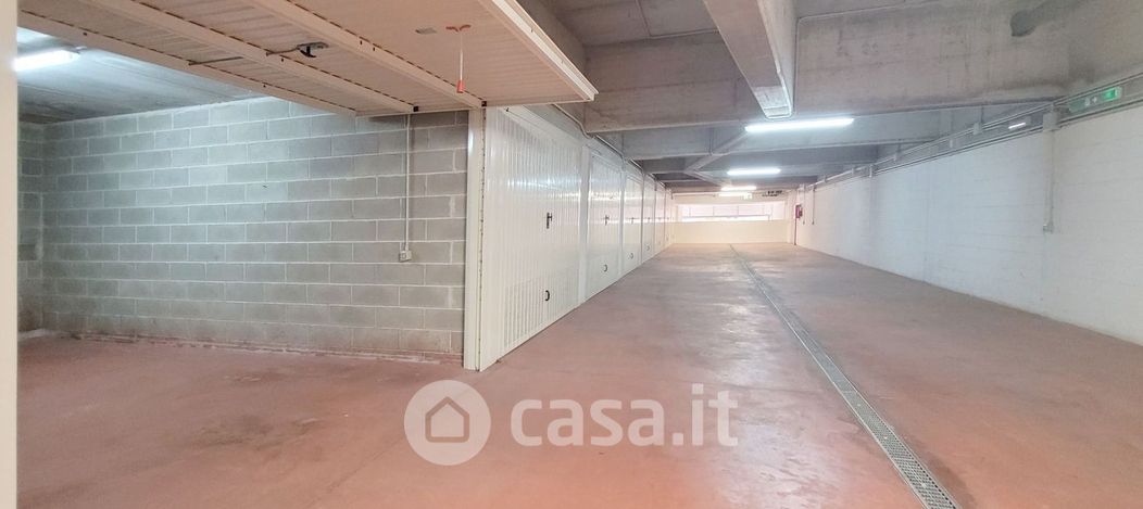 Garage/Posto auto in Vendita in Via Marco Aurelio 2 a Milano