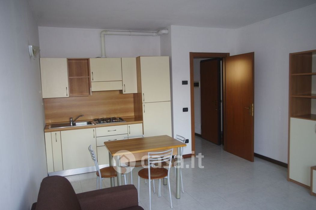 Appartamento in Affitto in Via Sant'Ambrogio a Arsago Seprio