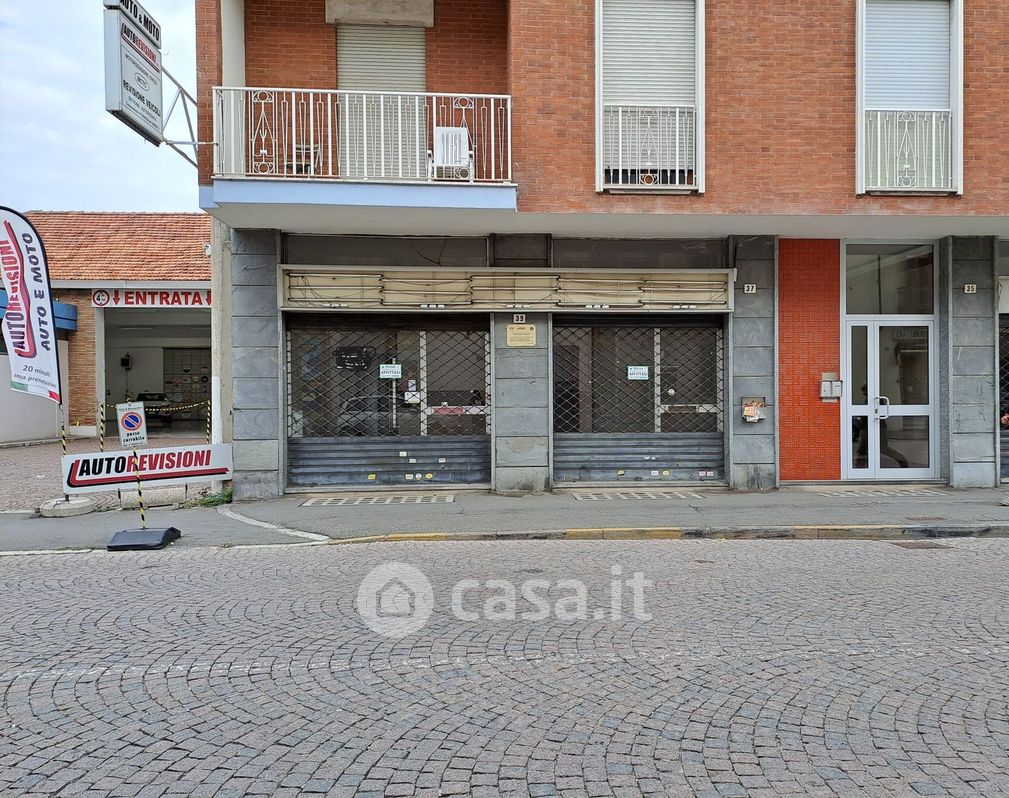Negozio/Locale commerciale in Affitto in Corso Acqui 39 a Alessandria