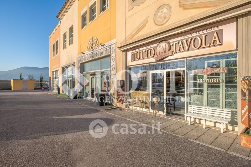 Negozio/Locale commerciale in Vendita in Via Sandro Pertini 56012 a Calcinaia