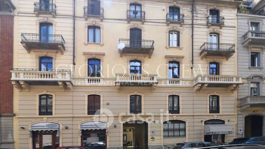 Appartamento in Vendita in Via G. Leopardi 25 a Milano