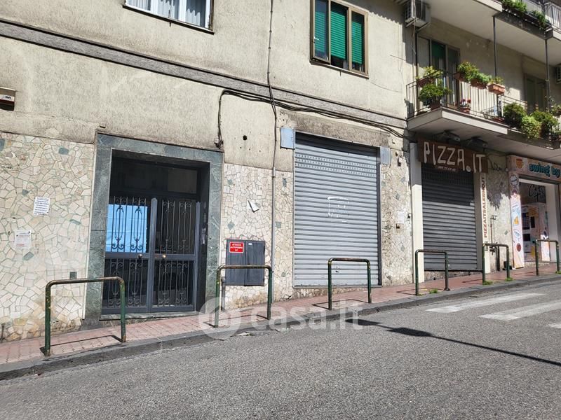 Negozio/Locale commerciale in Vendita in Via Salvatore Calenda 9 a Salerno
