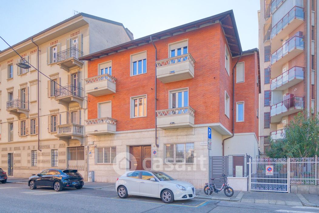 Appartamento in Vendita in Via Levanna 29 a Torino