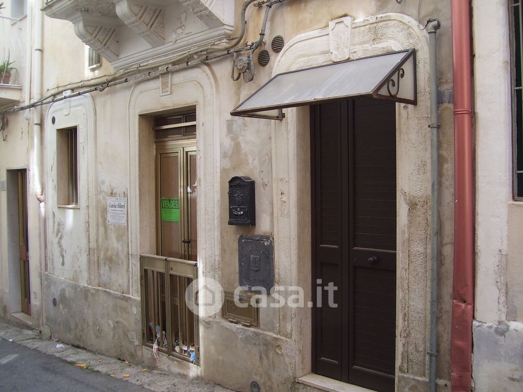 Casa indipendente in Vendita in Via SAN FRANCESCO 120 a Ragusa