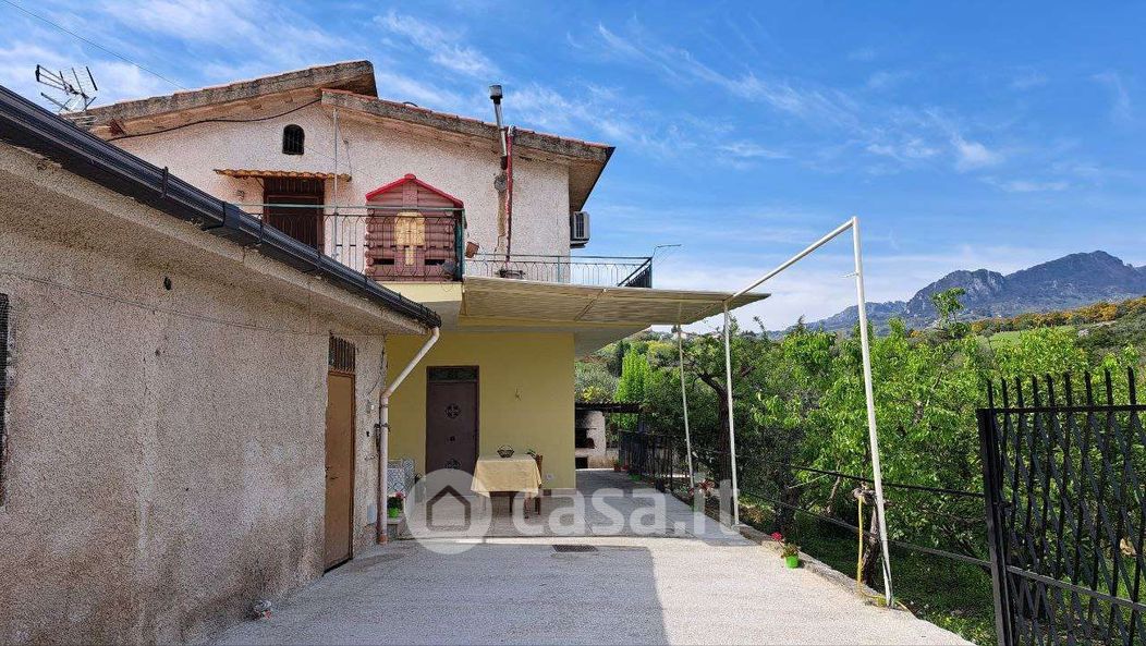 Casa Bi/Trifamiliare in Affitto in Strada Vicinale Real Celsi Salamone a Monreale