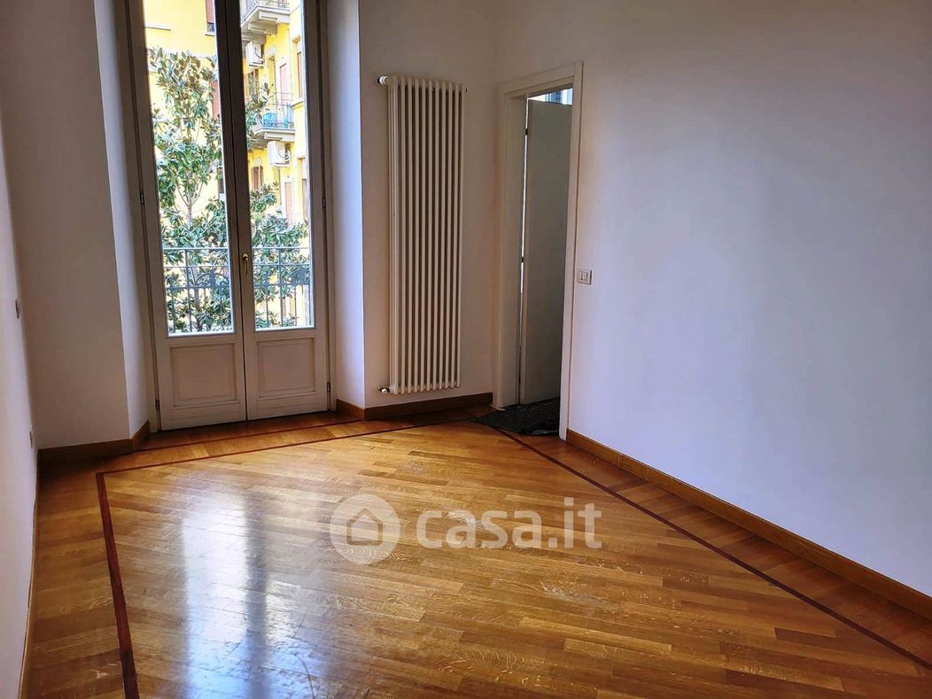 Appartamento in Affitto in Via Bartolomeo Eustachi a Milano