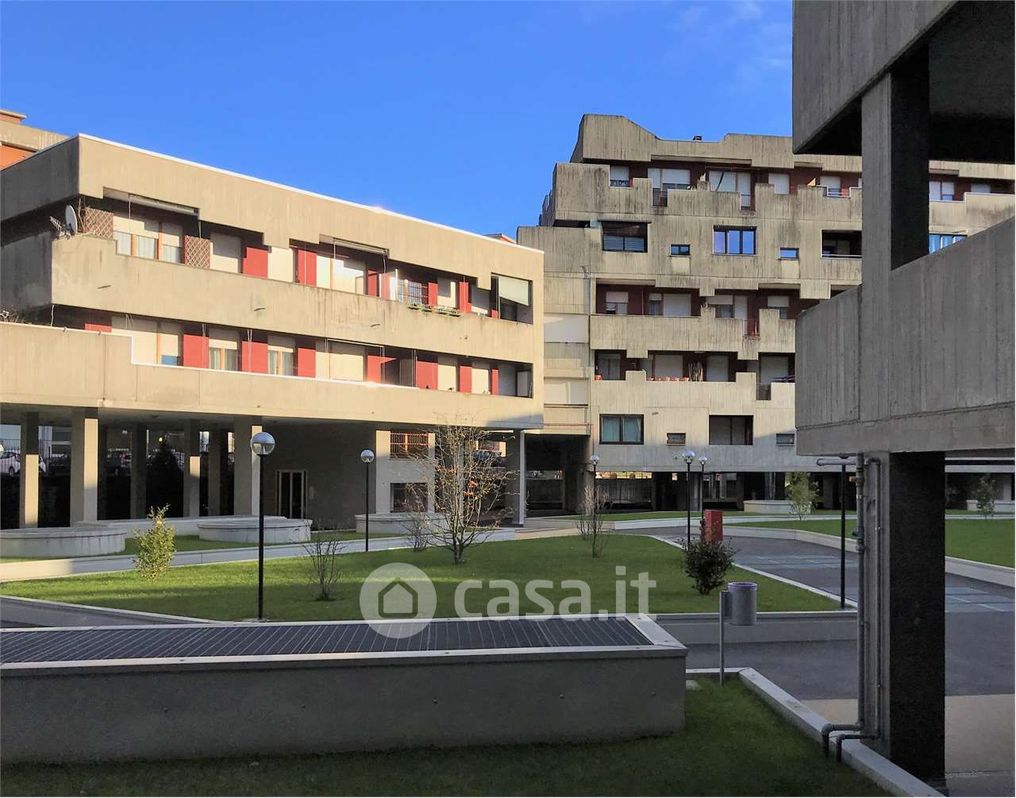Appartamento in Vendita in Via Daniele Manin 30 a Varese