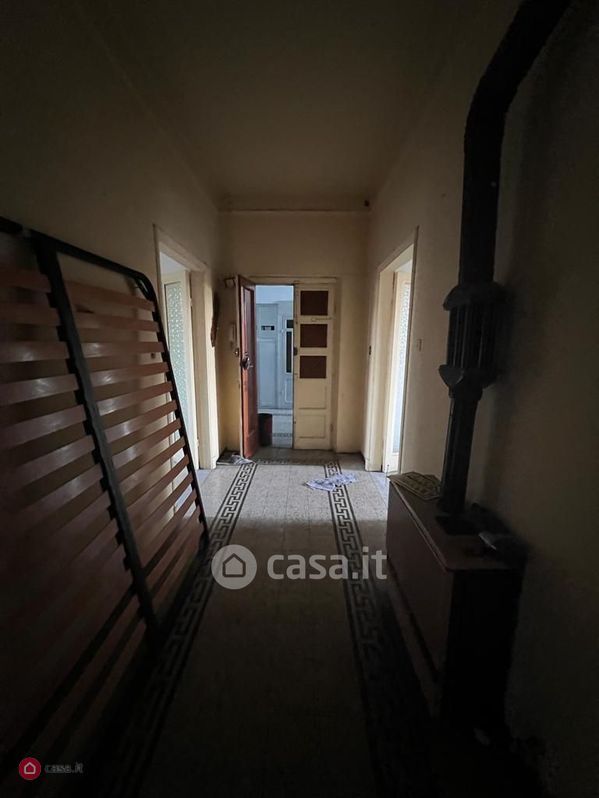 Appartamento in Vendita in Via Giosuè Carducci a La Spezia