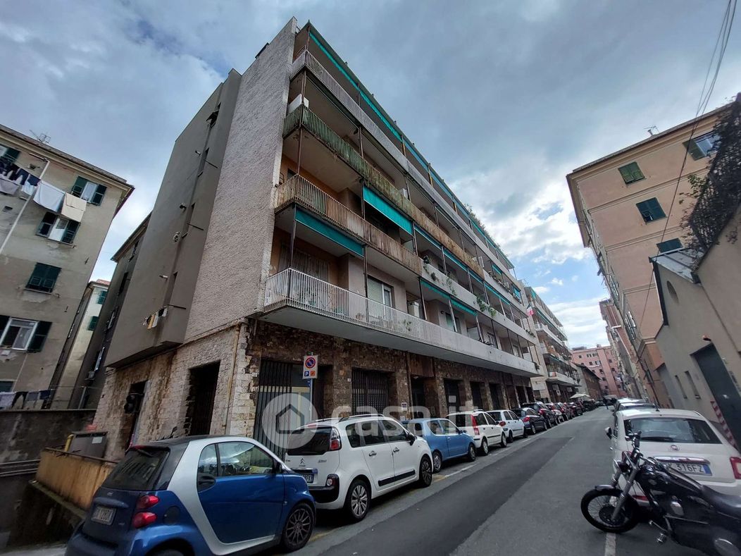 Negozio/Locale commerciale in Affitto in Via Monterotondo a Genova