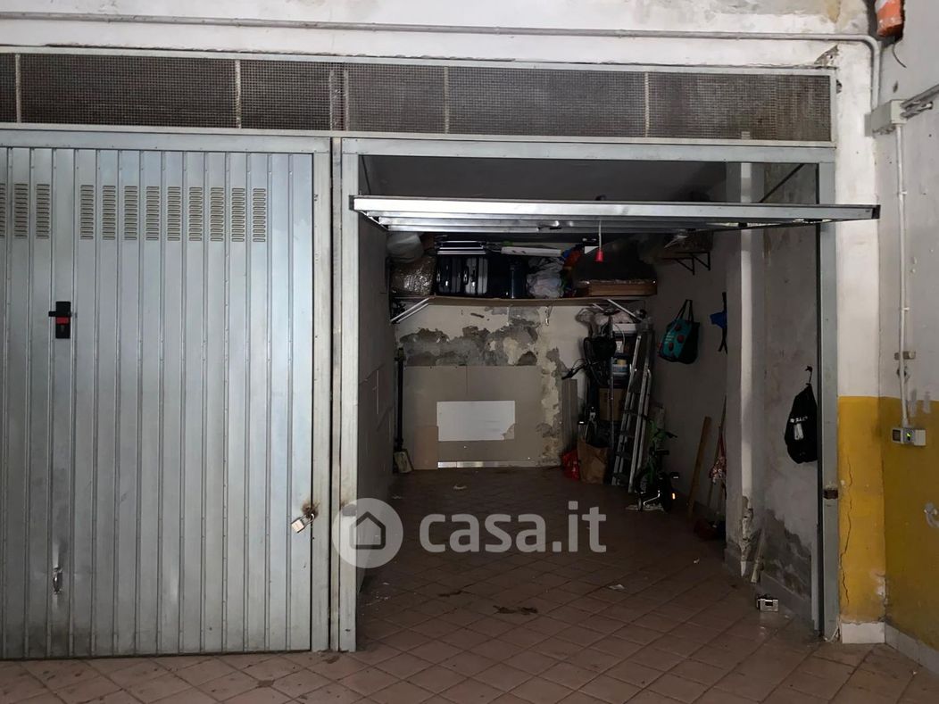Garage/Posto auto in Vendita in Via Armando Virnicchi 51 a Casalnuovo di Napoli