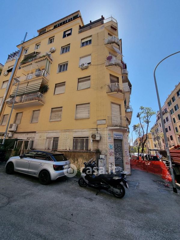 Appartamento in Vendita in Via Erasmo Gattamelata 13 a Roma