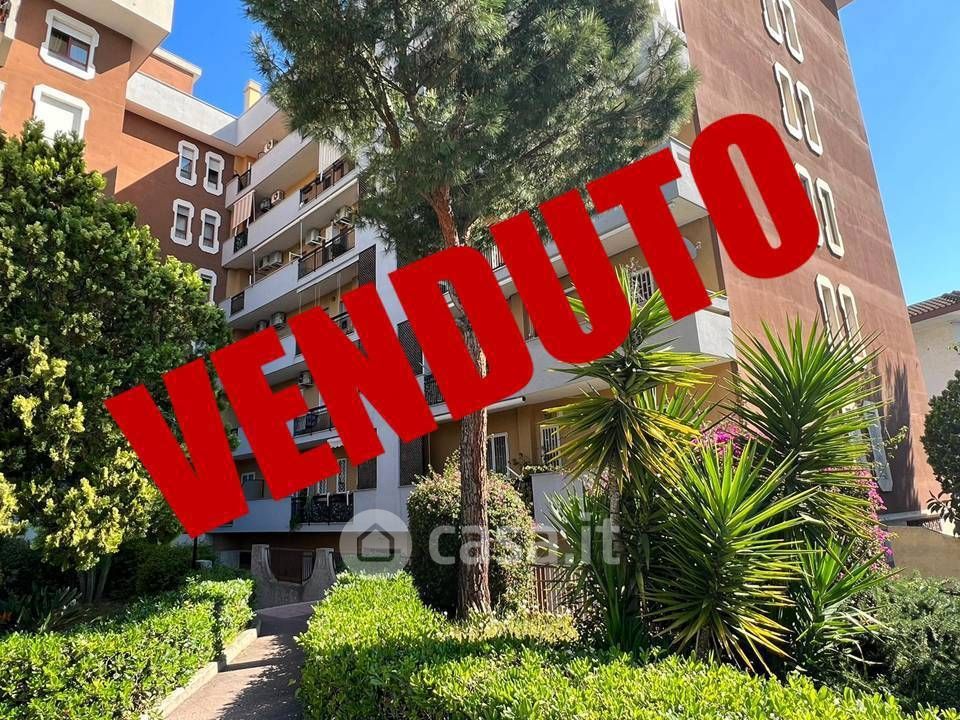 Appartamento in Vendita in Via Giulio Petroni a Bari