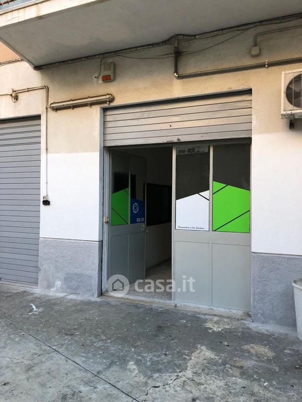 Negozio/Locale commerciale in Vendita in Via Don Gnocchi 7 a Palermo