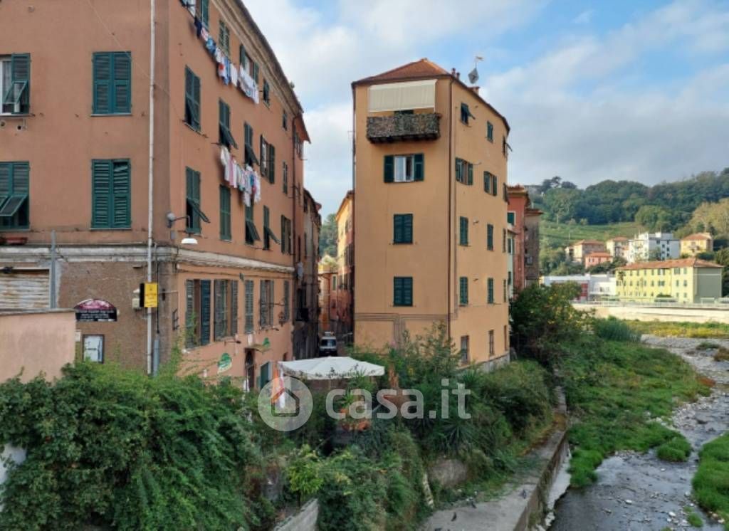 Appartamento in Vendita in Via Beata Chiara 10 -26 a Genova