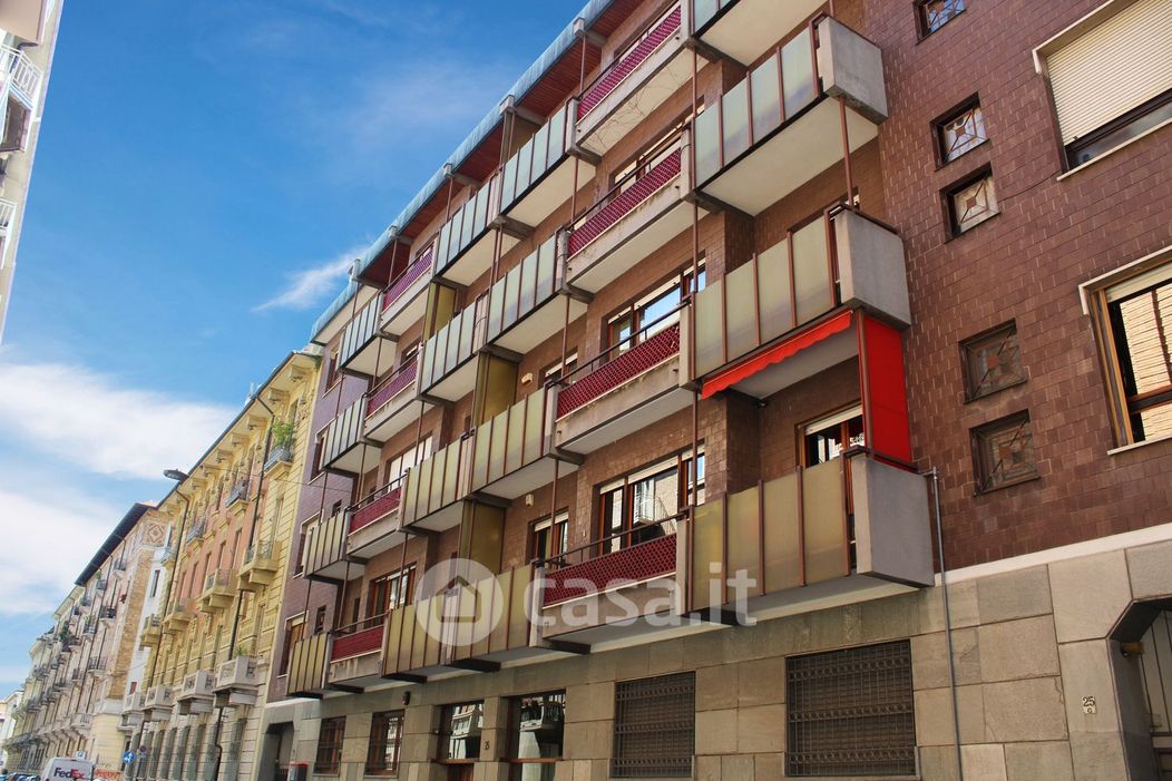 Appartamento in Vendita in Via Pietro Piffetti 25 a Torino