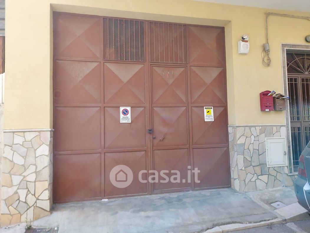 Garage/Posto auto in Vendita in Via Federico de Roberto 44 a Misilmeri