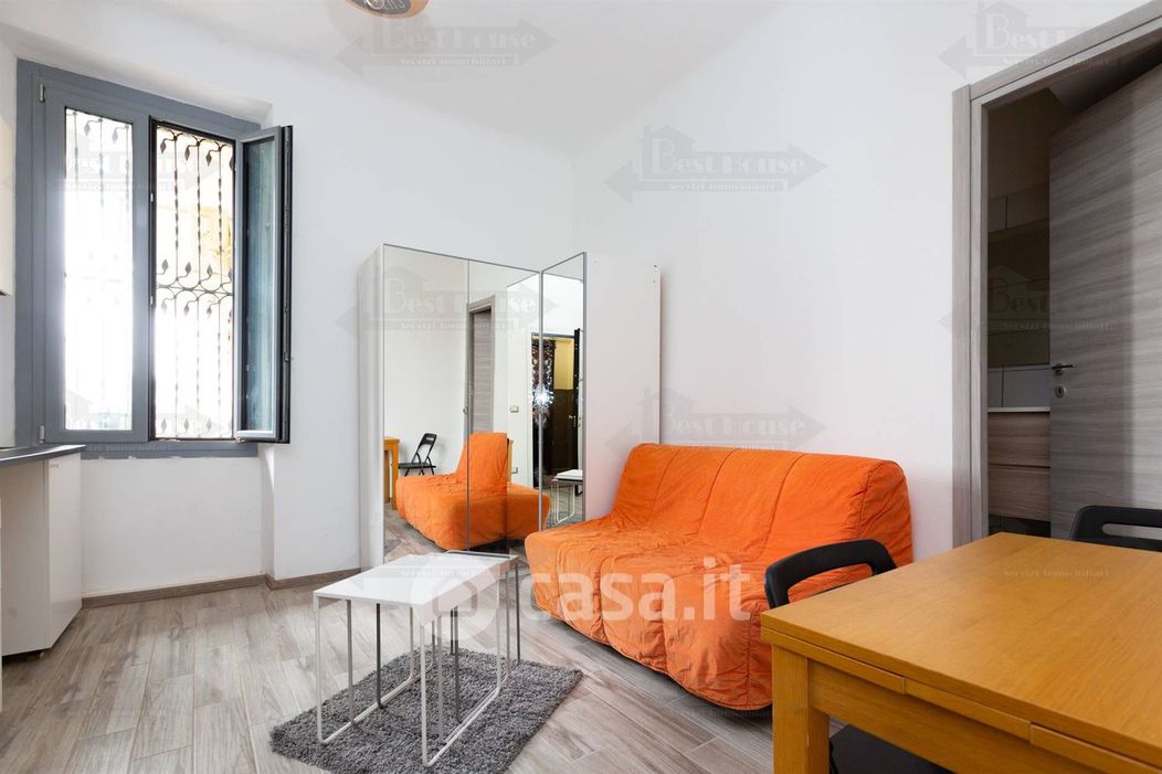 Appartamento in Affitto in Via Pietro Toselli 2 a Milano