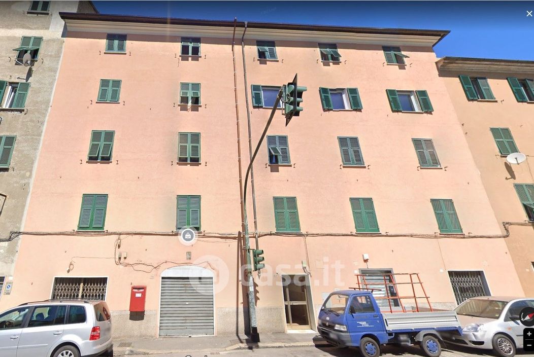 Appartamento in Vendita in Via Teglia a Genova