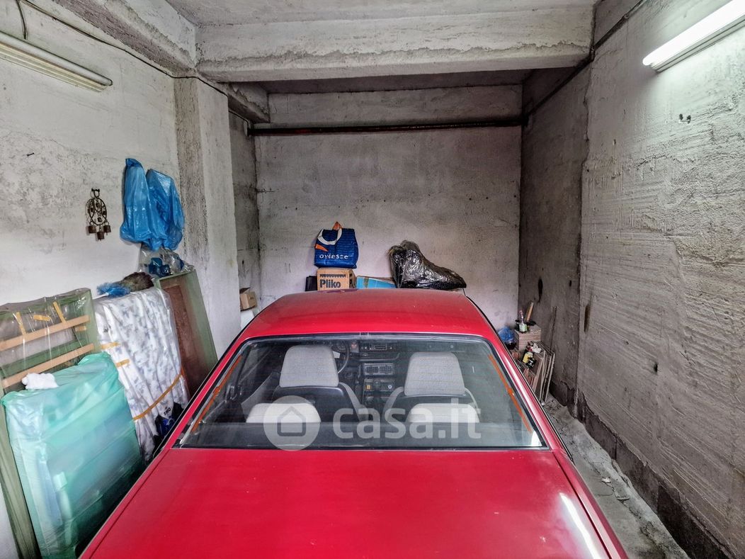 Garage/Posto auto in Vendita in Via Mario Carbonaro a Riposto