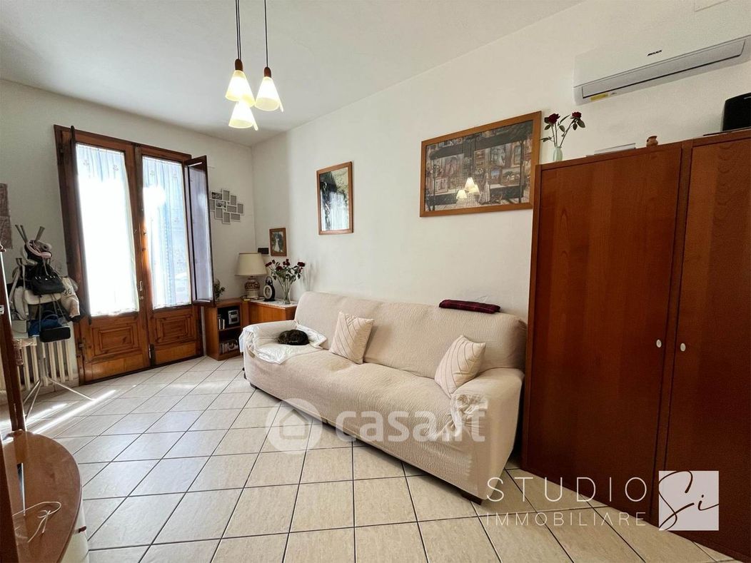 Appartamento in Vendita in Via Grazia Deledda a Montale