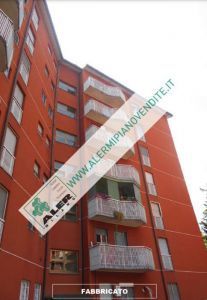 Appartamento in Vendita in Via Romualdo Bonfadini 94 a Milano