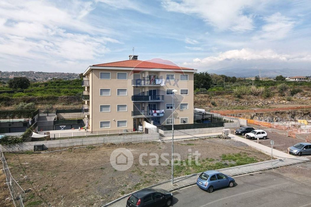 Appartamento in Vendita in Via Monsignor Salvatore Messina Foti 9 a Acireale