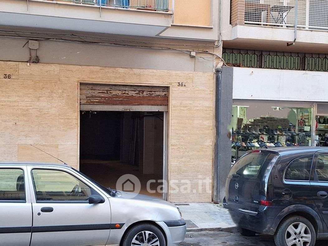 Negozio/Locale commerciale in Vendita in Corso Vittorio Emanuele II a Bari