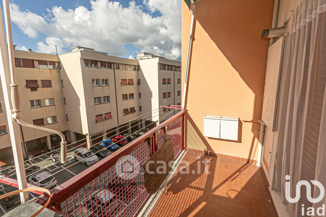 Appartamento in Vendita in Via Antonio Sant'Elia 194 a Genova