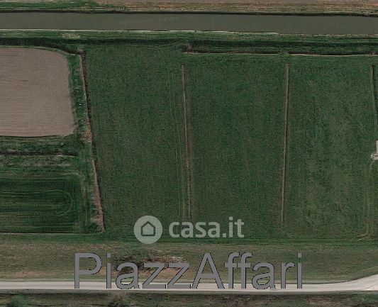 Terreno agricolo in Vendita in Via Giuseppe Garibaldi a Correzzola
